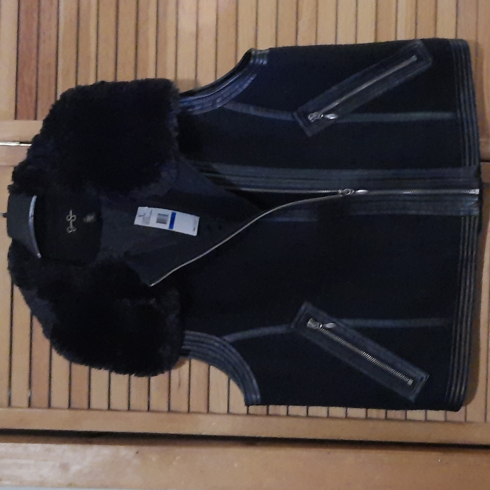 Jessica Simpson VEST - Picture 2 of 10